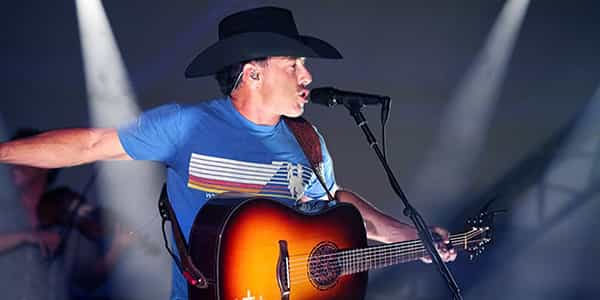 Image of Aaron Watson In Columbia